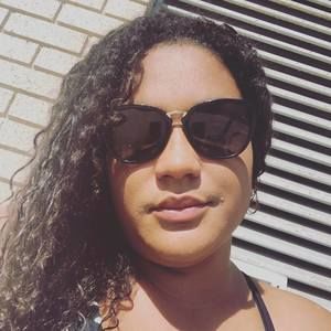 Meet your Posher, Summer